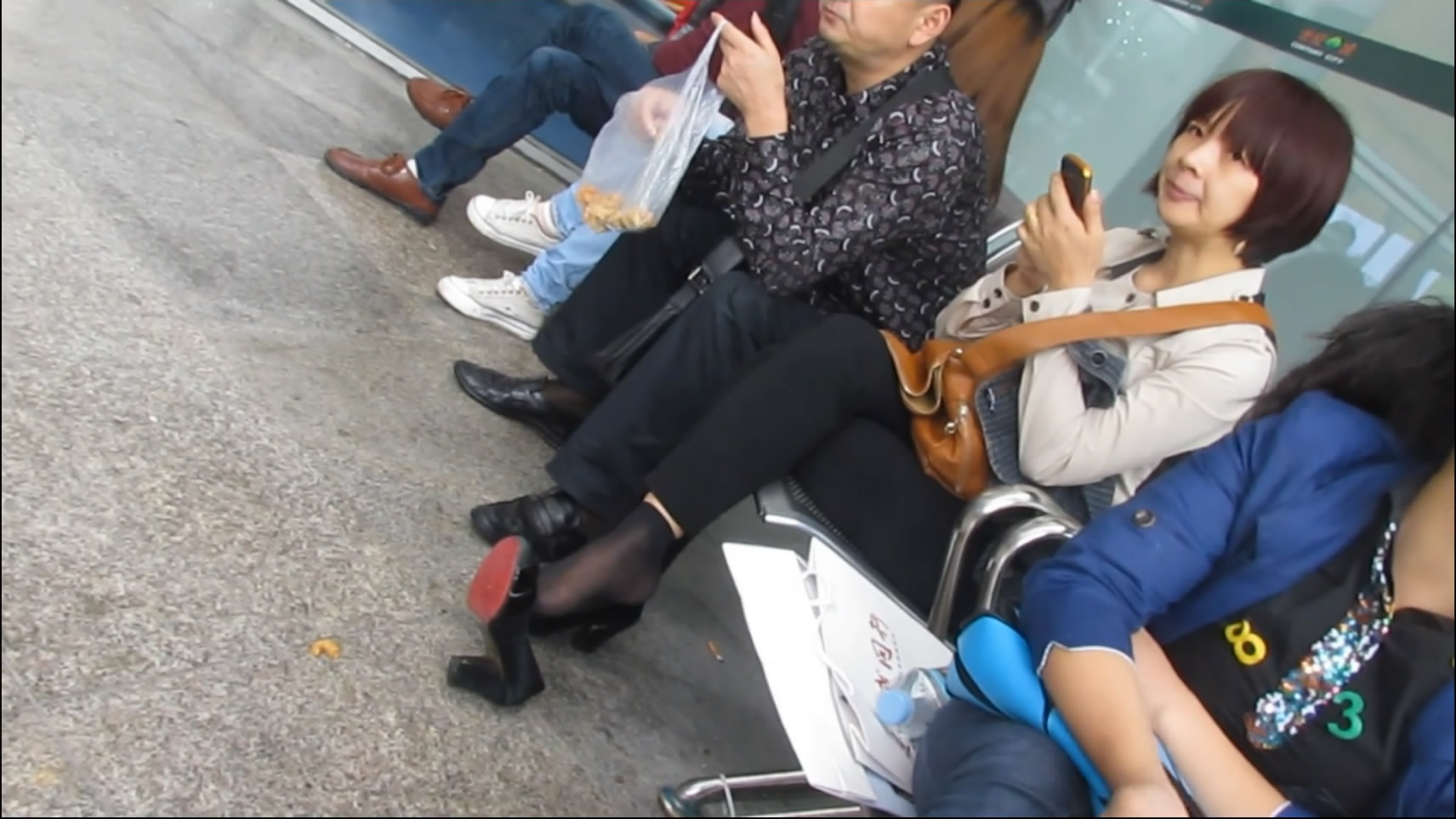 streetsnapshoep[00 01 34][20181209 215718 1]